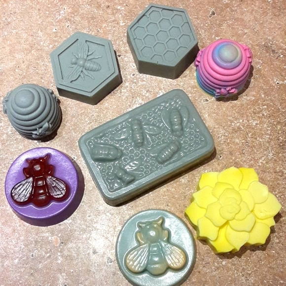 🔥Handcrafted Gift Basket in Upcycled Flower Pot - Picture 4 of 9